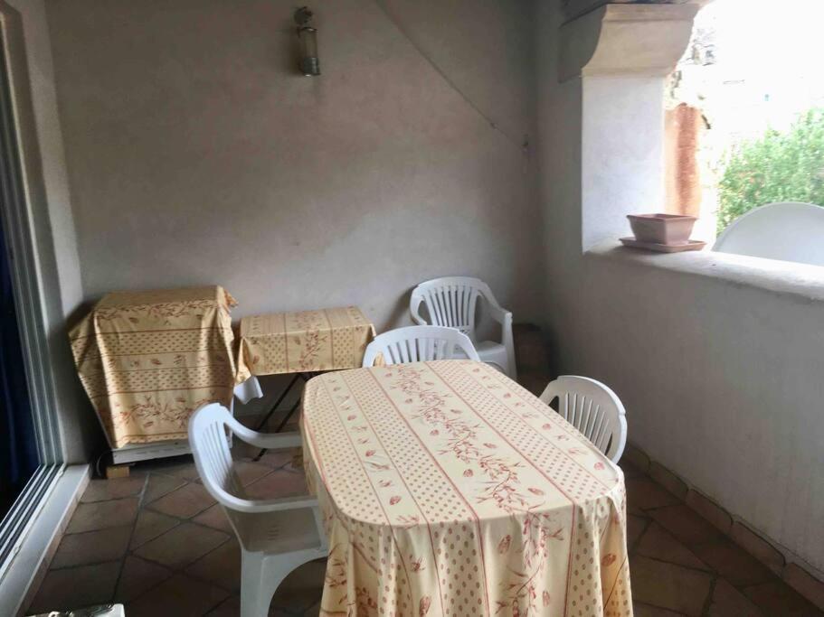 Historic French Townhouse Villa Saint-Thibery Ngoại thất bức ảnh